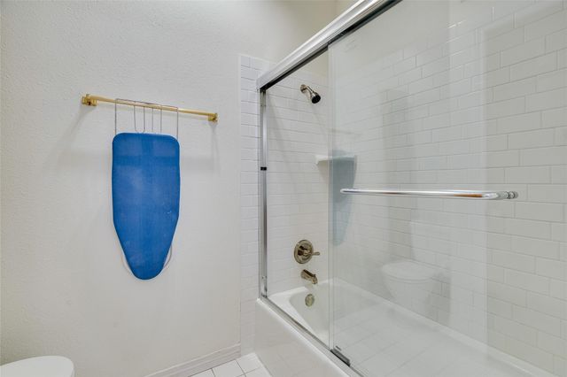 1406 Windsor RD 201, Austin, TX 78703