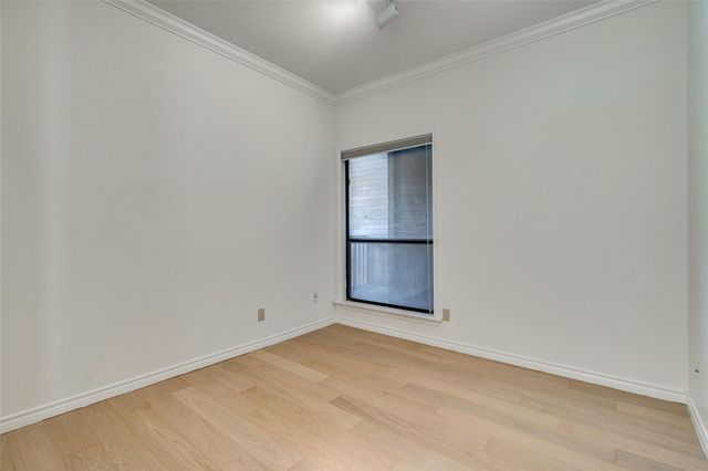 1406 Windsor RD 201, Austin, TX 78703