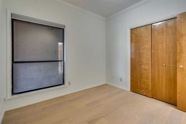 1406 Windsor RD 201, Austin, TX 78703