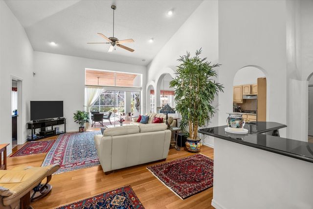 340 SE Saint Lucie Boulevard, Stuart, FL 34996