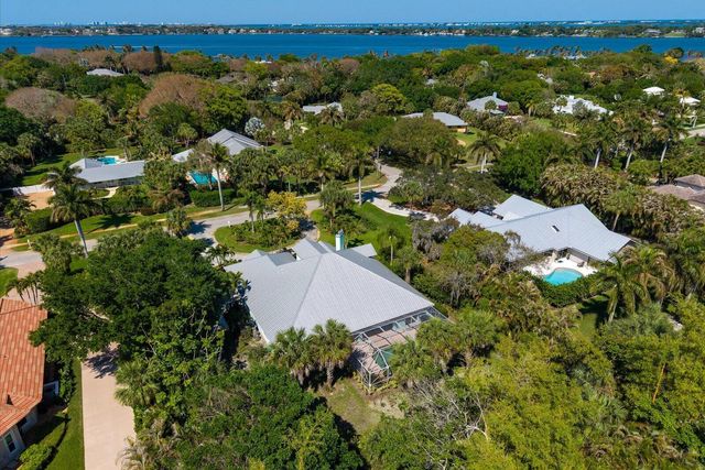 340 SE Saint Lucie Boulevard, Stuart, FL 34996