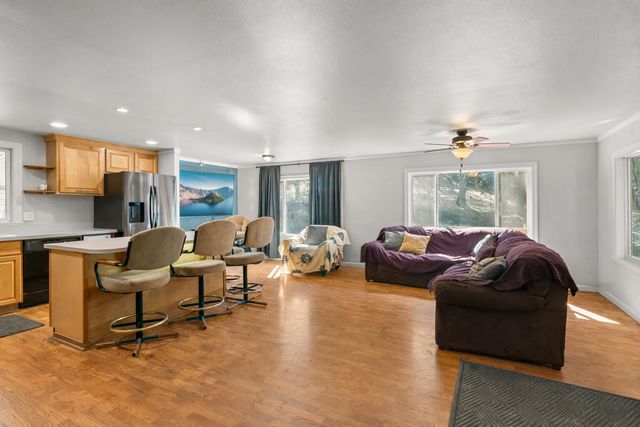 3477 Helms Road, Grants Pass, OR 97527