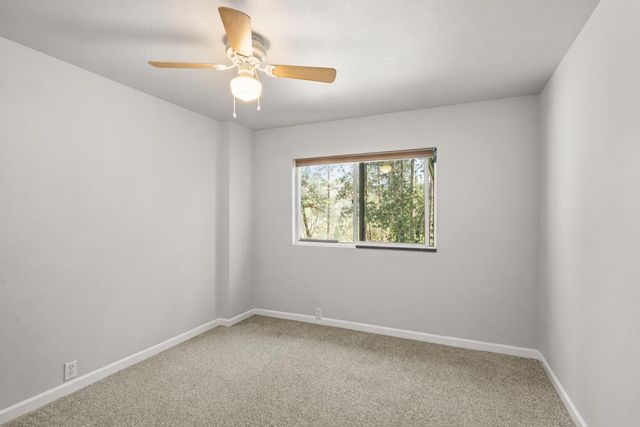 3477 Helms Road, Grants Pass, OR 97527