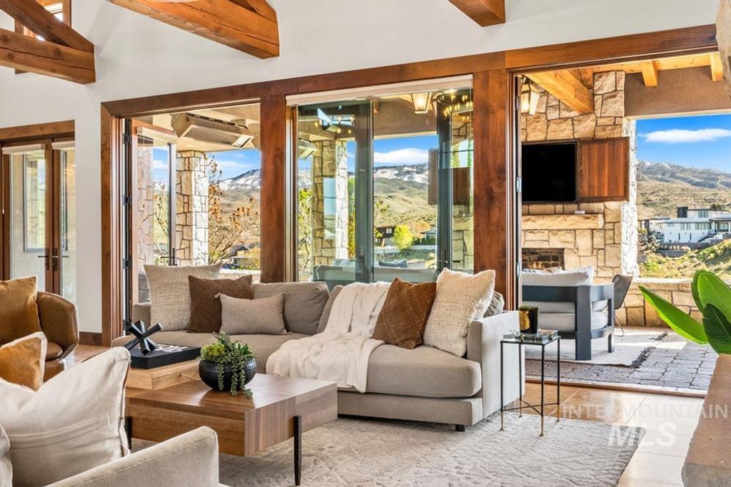 513 E Orion Ct, Boise, ID 83702 photo 14