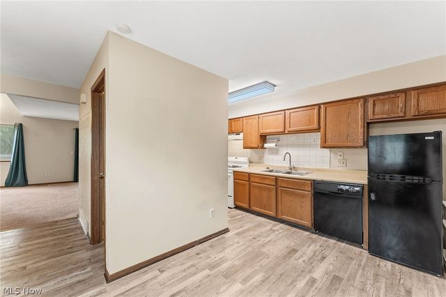 931 Trimble Drive, Akron, OH 44307