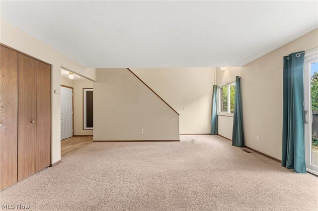 931 Trimble Drive, Akron, OH 44307