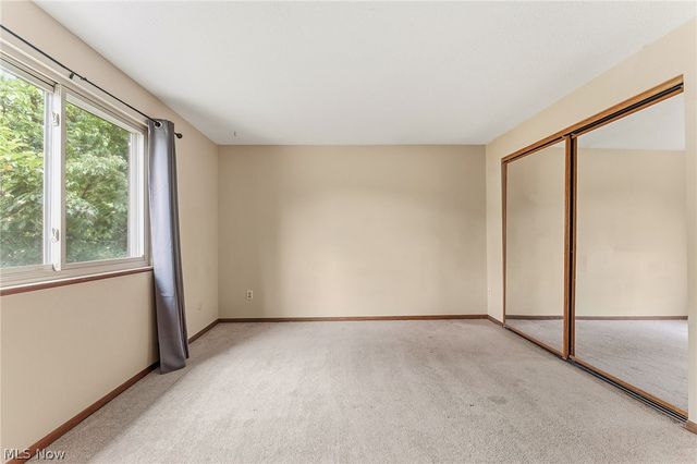 931 Trimble Drive, Akron, OH 44307
