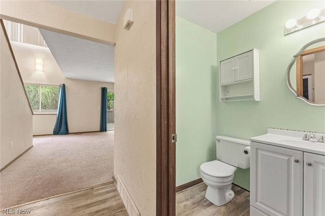 931 Trimble Drive, Akron, OH 44307