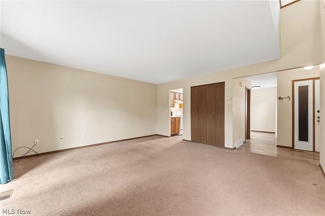 931 Trimble Drive, Akron, OH 44307