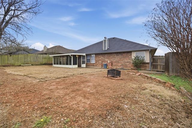 2010 Huntington Road, Oklahoma City, OK 73130