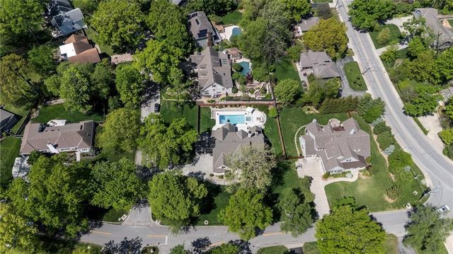 5710 Reinhardt Drive, Fairway, KS 66205