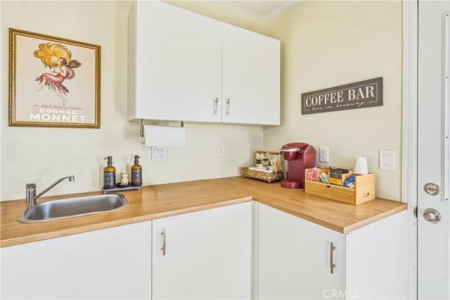 6546 Rose Ellen Avenue, 29 Palms, CA 92277