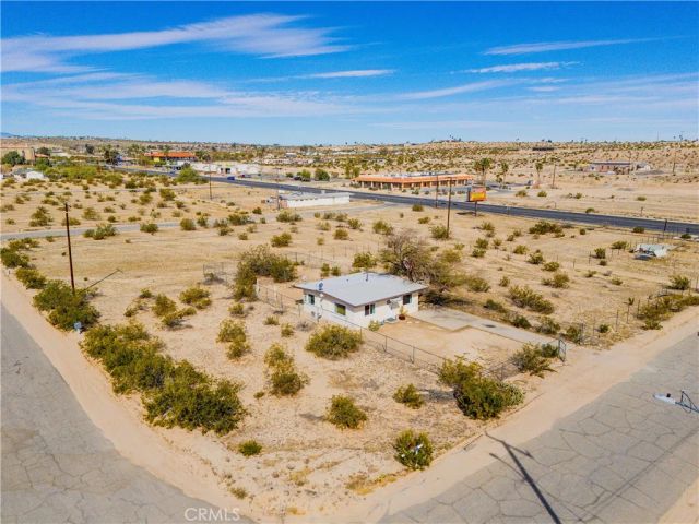 6546 Rose Ellen Avenue, 29 Palms, CA 92277