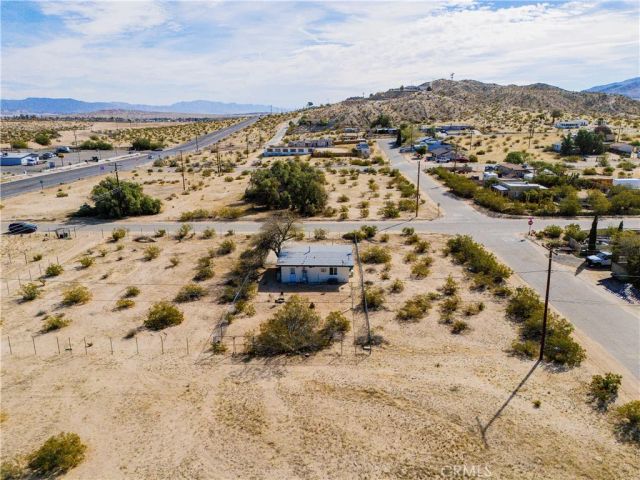 6546 Rose Ellen Avenue, 29 Palms, CA 92277