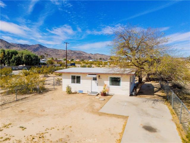 6546 Rose Ellen Avenue, 29 Palms, CA 92277