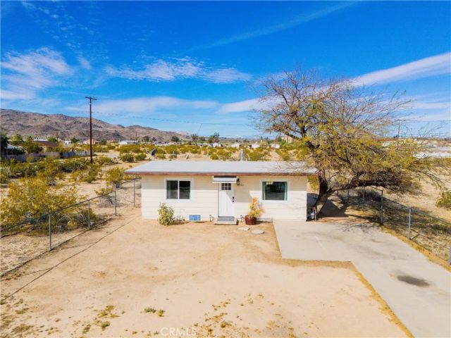6546 Rose Ellen Avenue, 29 Palms, CA 92277