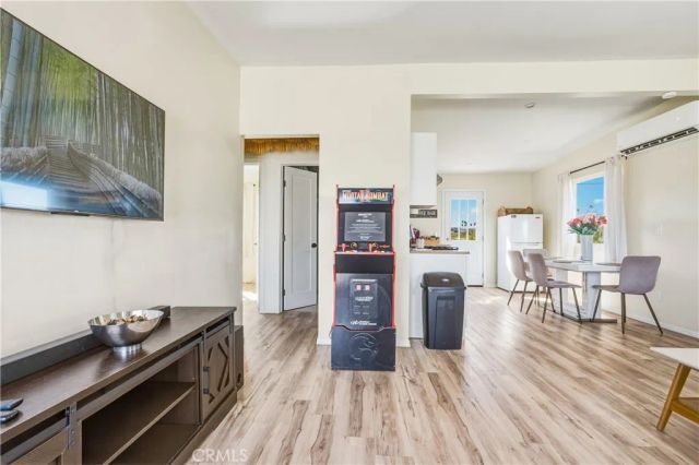 6546 Rose Ellen Avenue, 29 Palms, CA 92277
