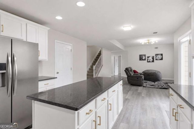 4096 Water Mill Drive, Buford, GA 30519