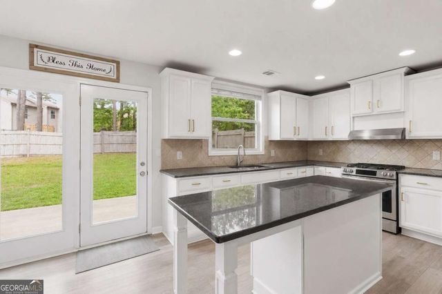 4096 Water Mill Drive, Buford, GA 30519