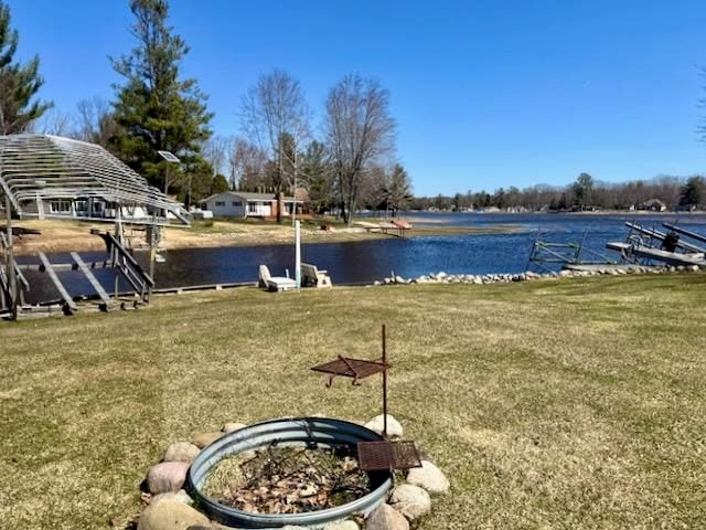 2926 West River Drive, Gladwin, MI 48624