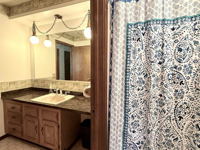 2926 West River Drive, Gladwin, MI 48624