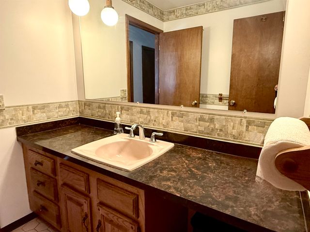 2926 West River Drive, Gladwin, MI 48624
