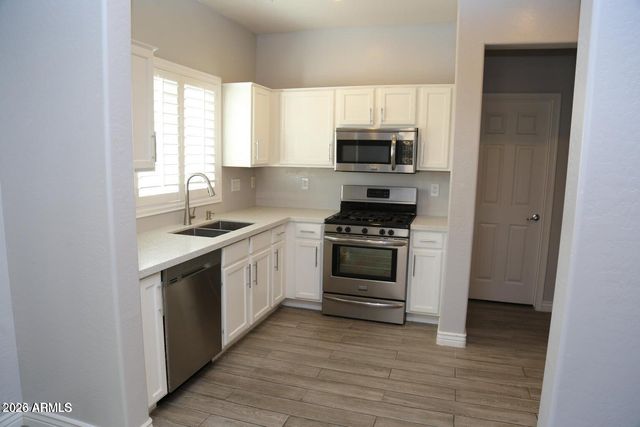 10324 W SANDS Drive 478, Peoria, AZ 85383