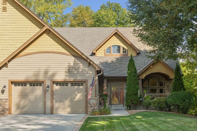 6040 Oakview Court, Shorewood, MN 55331