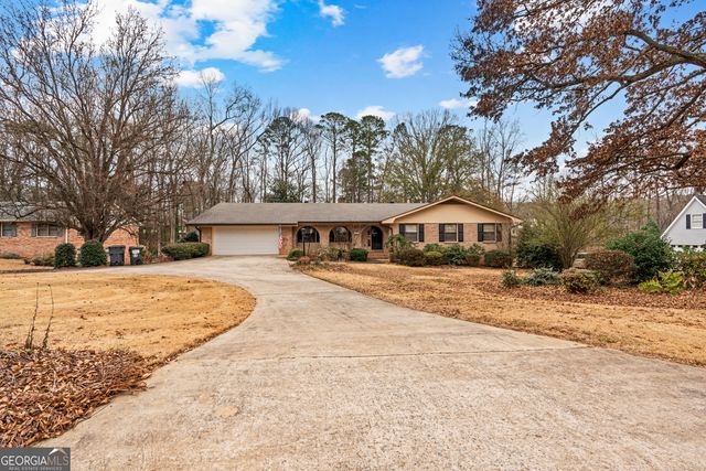 1080 Wedgewood Drive, Fayetteville, GA 30214