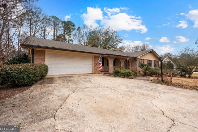 1080 Wedgewood Drive, Fayetteville, GA 30214