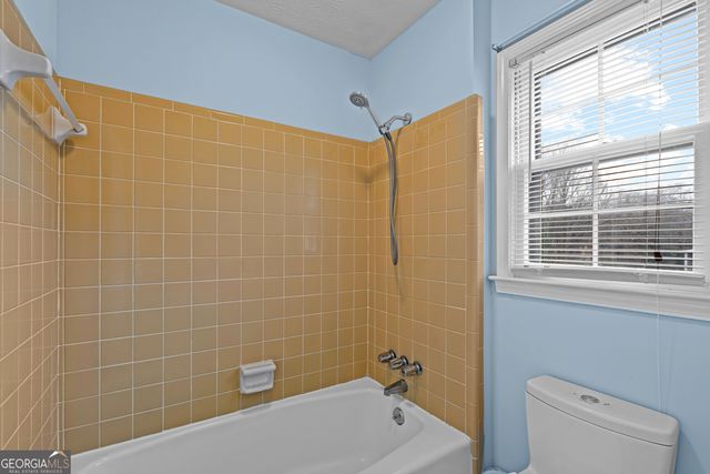 1080 Wedgewood Drive, Fayetteville, GA 30214