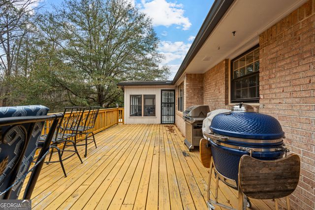 1080 Wedgewood Drive, Fayetteville, GA 30214