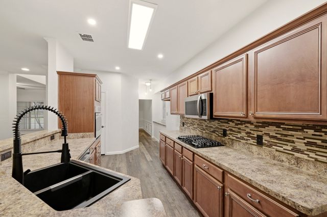 5701 San Felipe Drive, Haltom City, TX 76137