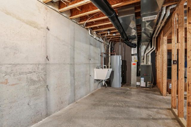 1690 DRUM CORPS DRIVE, Menasha, WI 54952