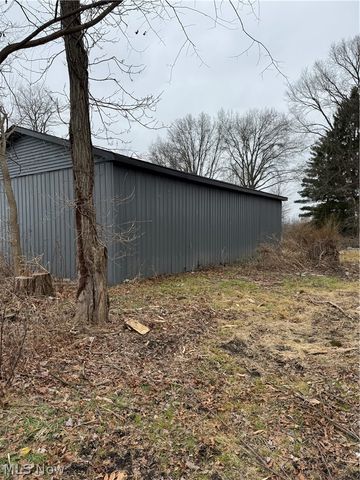 14665 W Akron Canfield Road, Berlin Center, OH 44401