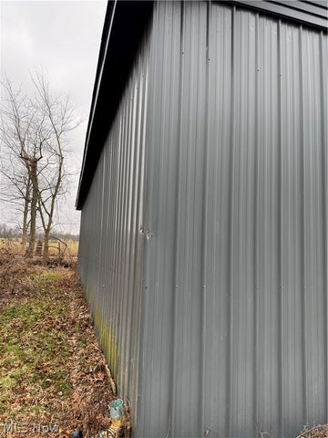 14665 W Akron Canfield Road, Berlin Center, OH 44401