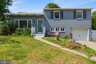 658 VILLA AVE E, Somerdale, NJ 08083