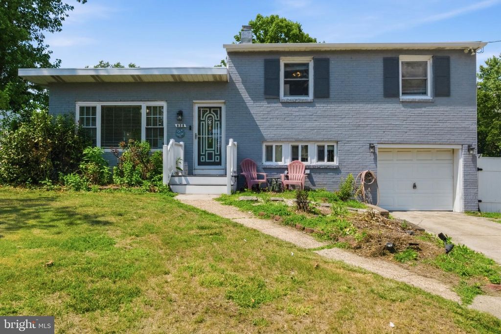 658 VILLA AVE E, Somerdale, NJ 08083