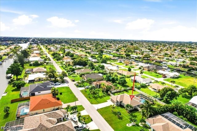 130 SE 28th TER, Cape Coral, FL 33904