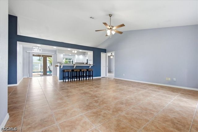 130 SE 28th TER, Cape Coral, FL 33904