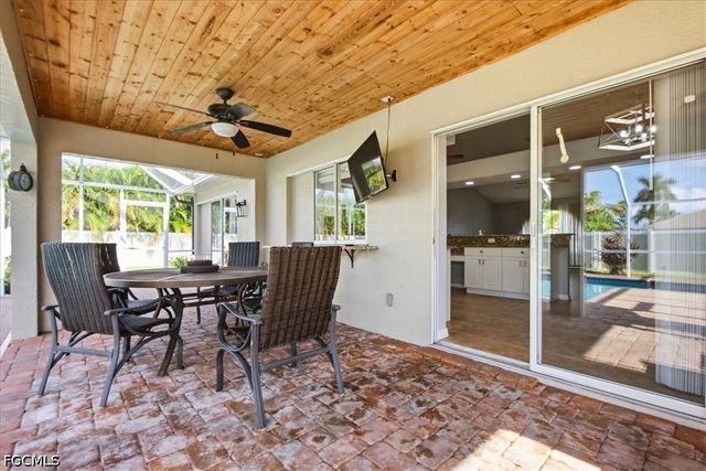 130 SE 28th TER, Cape Coral, FL 33904