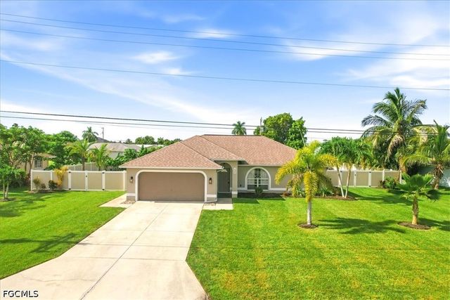 130 SE 28th TER, Cape Coral, FL 33904