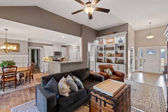 59 Coats Ridge Drive, Benson, NC 27504