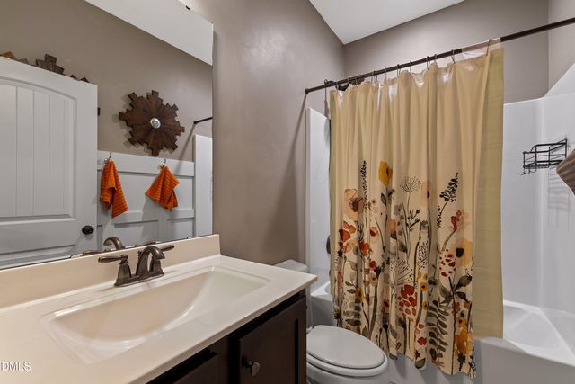 59 Coats Ridge Drive, Benson, NC 27504