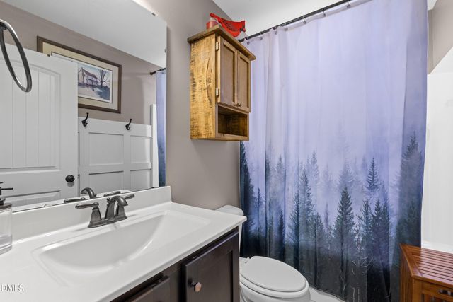 59 Coats Ridge Drive, Benson, NC 27504