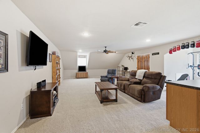 7309 S 286th East Avenue, Broken Arrow, OK 74014