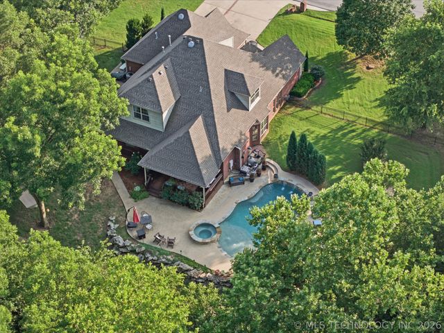 7309 S 286th East Avenue, Broken Arrow, OK 74014
