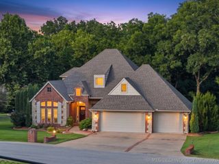 7309 S 286th East Avenue, Broken Arrow, OK 74014