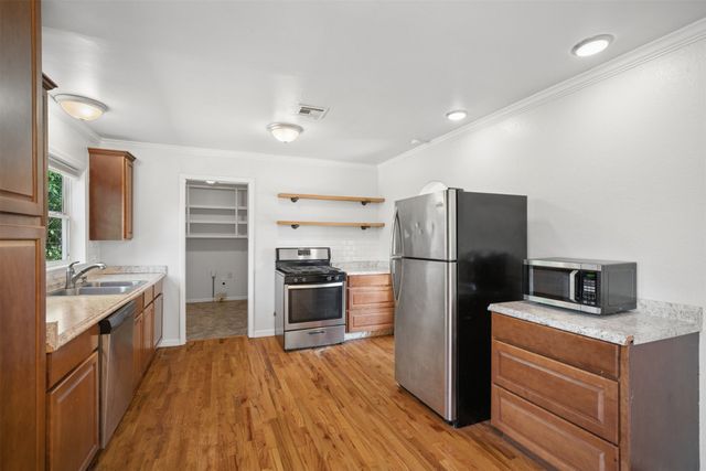 408 N Cedar Street, Owasso, OK 74055