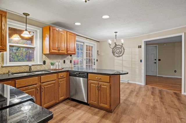 5 Knob Cone Drive, Boylston, MA 01505